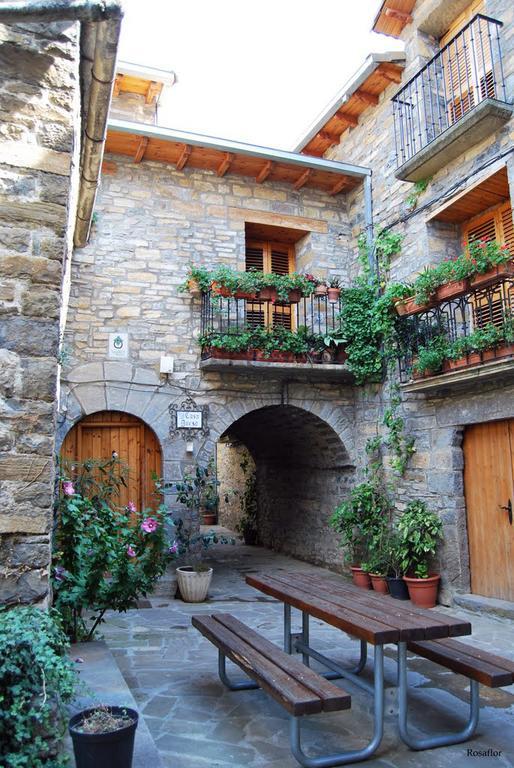 Casa Encuentra, En El Pirineo Al Lado De Ainsa Pension El Pueyo de Araguás Buitenkant foto